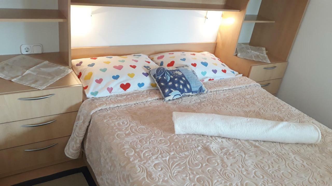 Apartments Puky Dreams Novalja Zewnętrze zdjęcie